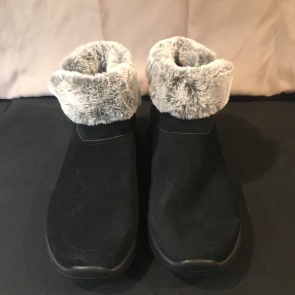 Skechers Zip-Up Fur-Lined Winter Ankle Boots - Picture 3 of 11
